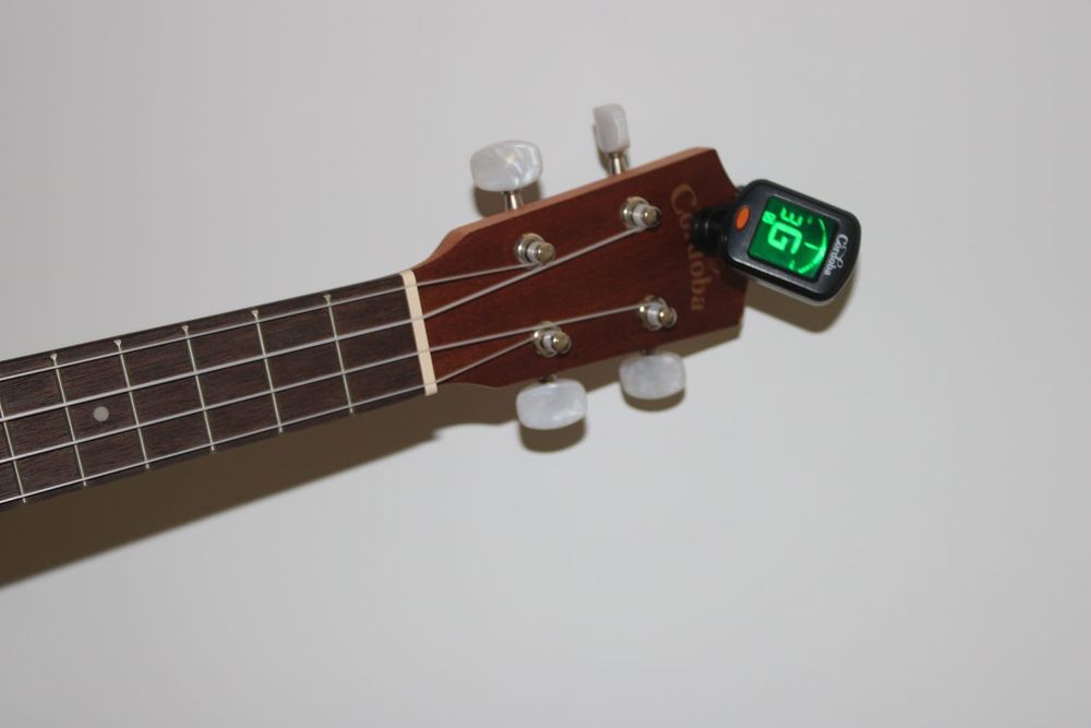 Ukulele instrumento musical