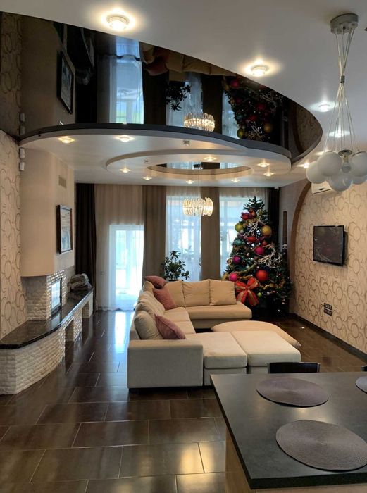 Аренда дома 400м² с бассейном на берегу озера Мартышев Осокорки