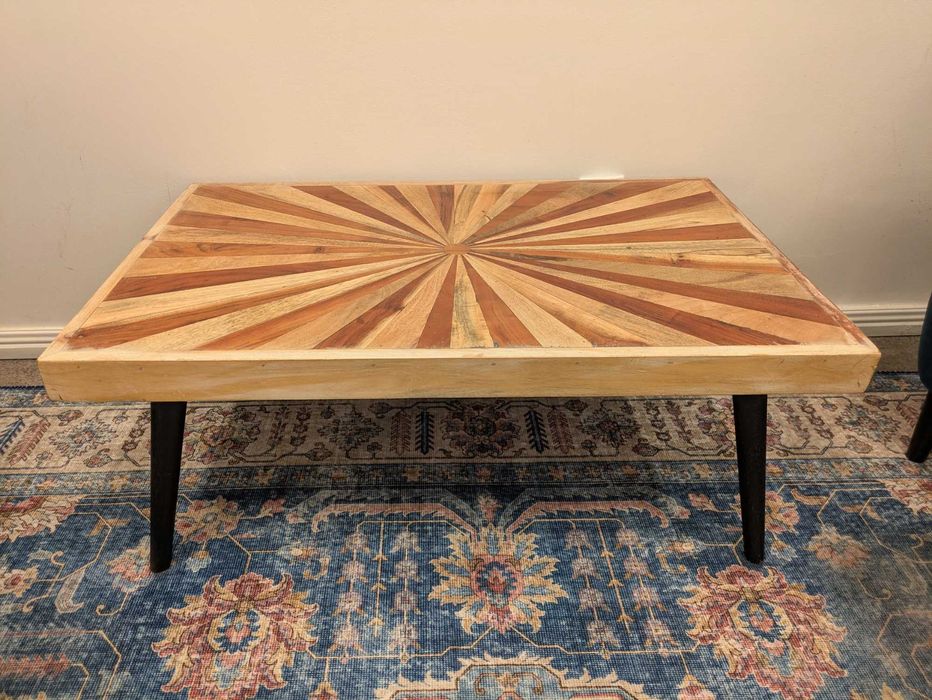 drewniany stolik kawowy vintage retro