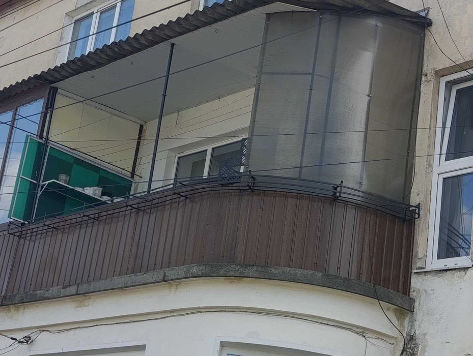 Простора 3-кімнатна квартира з земельною ділянкою в самому серці м. Теребовля