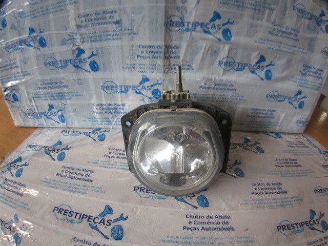 Farol nevoeiro frente esquerdo PEUGEOT Bipper (AA_)