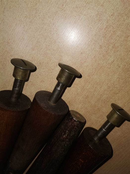 Nóżki do szafki typu patyczak, z czasu PRL