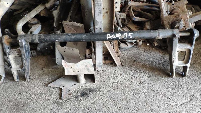 Передний торсион кабины ДАФ 95 евро 3 DAF 95 стабилизатор