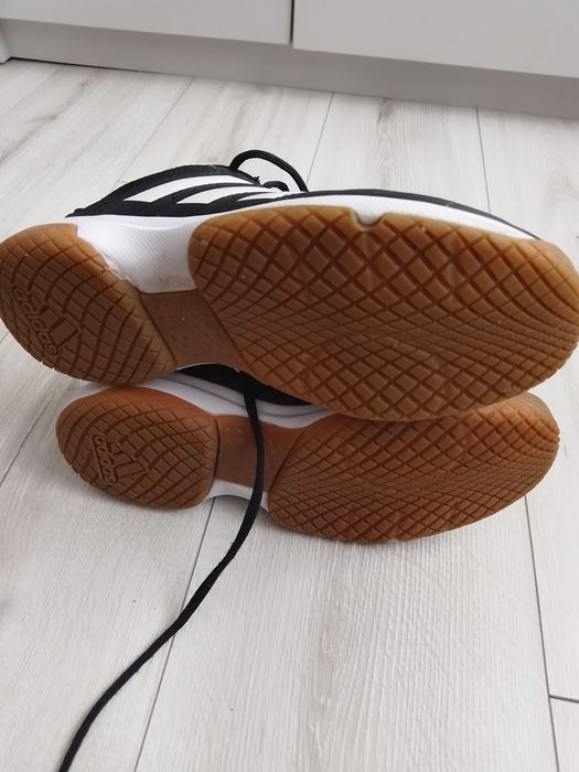 Кросівки    Adidas, р.39