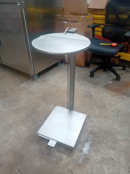 Caixote lixo de pedal em inox