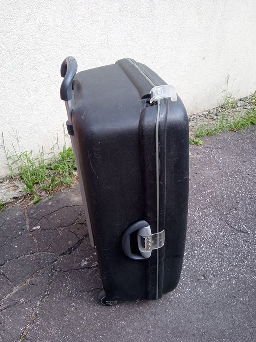 Walizka plastikowa Samsonite
