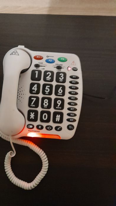 Duży telefon stacjonarny biały dla seniora