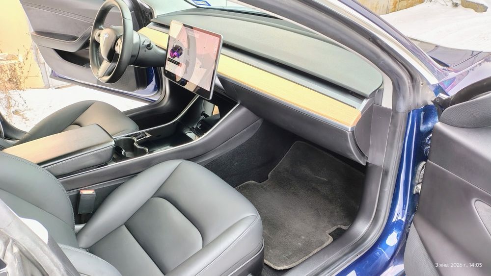 Tesla model 3  2019 р