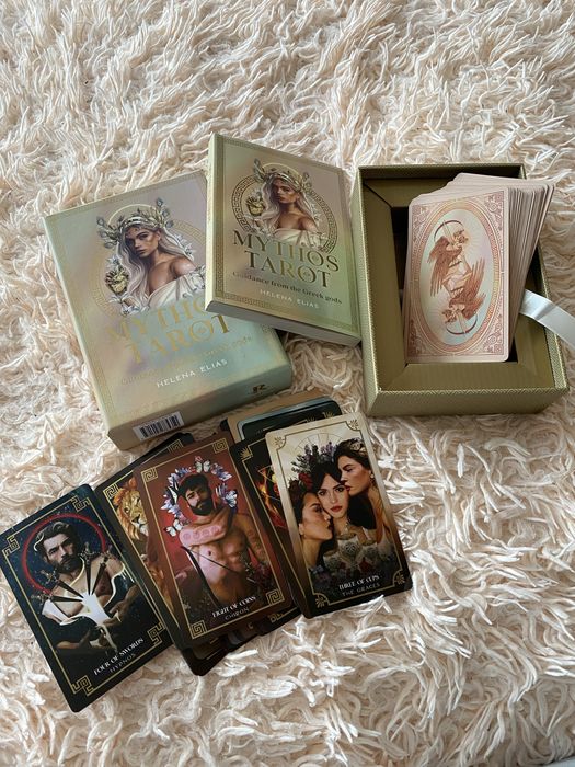 Карты таро «Mythos Tarot» в подарочной коробке