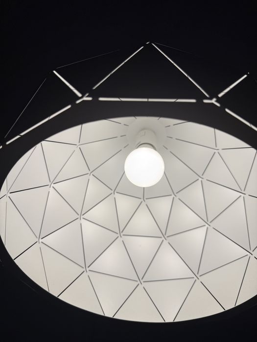 Lampa sufitowa stan idealny