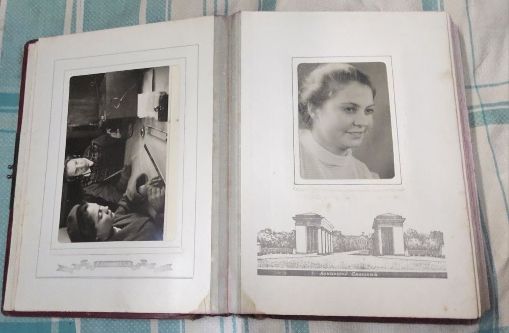 Фотоальбом с фотографиями ,статуэтк,sharp,50 годов,обзор ютуб,nikon