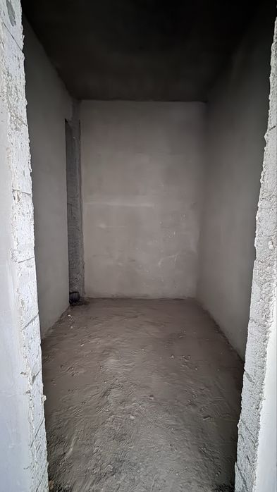 Продається простора 2кім.квартира по вул. Бельведерська .         I