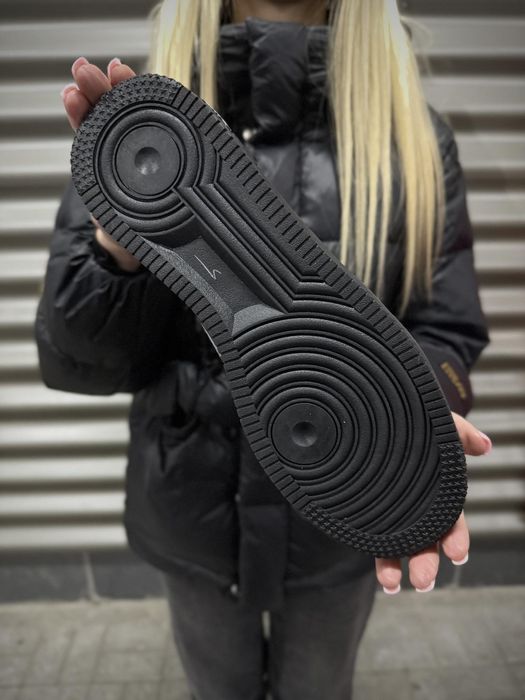 Зимові з хутром Nike Air Force чорні кросівки найк форси Зима