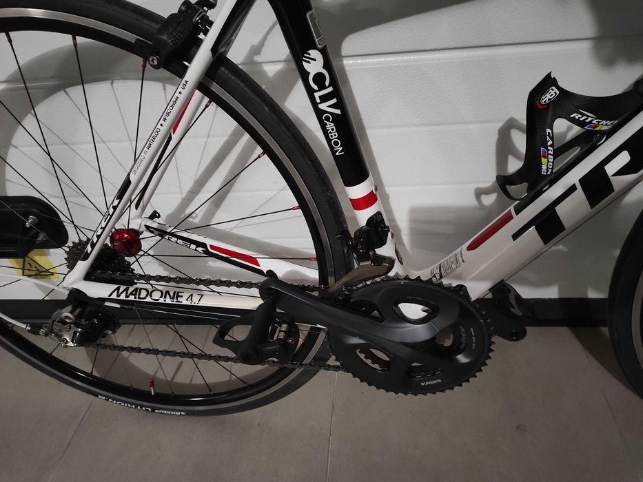 Bicicleta de estrada Trek 4.7 carbono