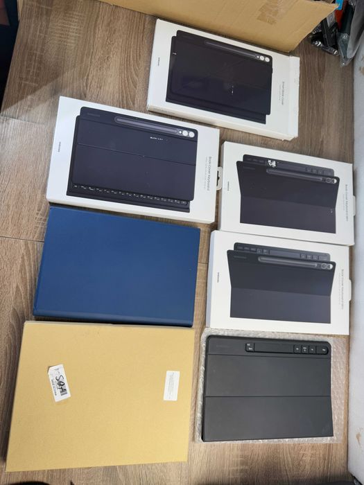 Чохол-клавіатура Samsung Tab S9+ Keyboard Slim Black EF-DX810 EF-DX815