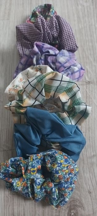 Scrunchies / Gumki do włosów  / 7 szt / Vintage