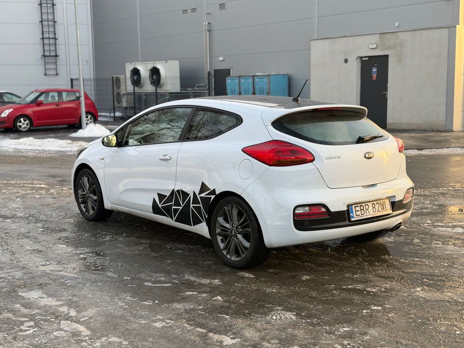 Kia ProCeed Coupe II 2013 rok 1.6 benzyna