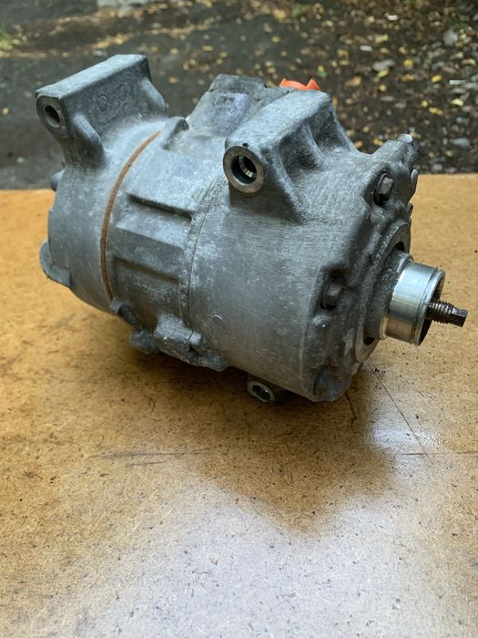Компресор кондиціонера 6SEU14C Toyota Auris Corolla GE447260-1496