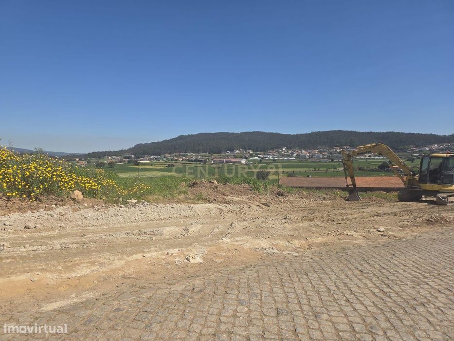 Lote para construção de moradia de três frentes, Vilar de Figos, Lote5 — Milhazes, Vilar De Figos E Faria, Braga