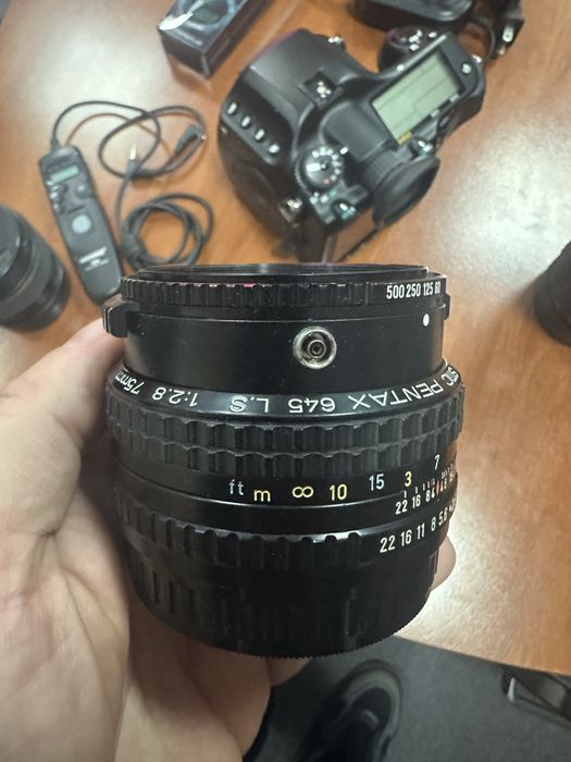SMC Pentax 645D 75/2.8 L.S