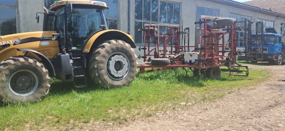 Трактор Challenger MT 665 C