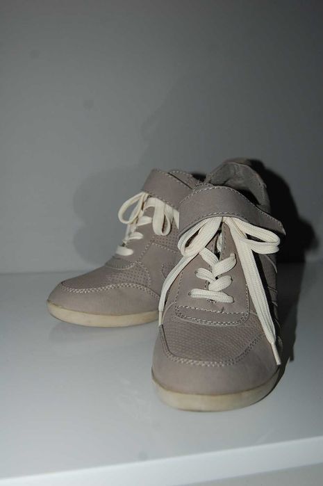 Sneakersy botki na koturnie r 37 23,5 khaki szary jak nowe