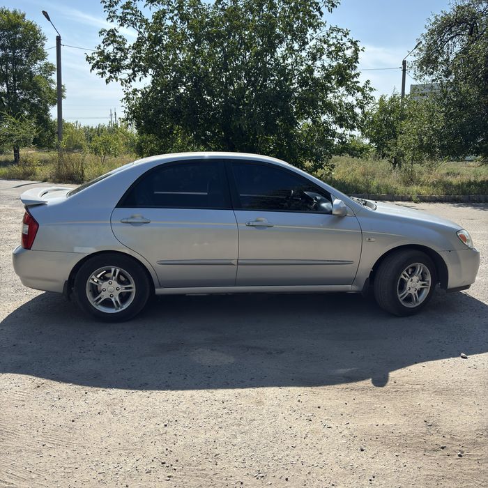 Kia Cerato 1 2005