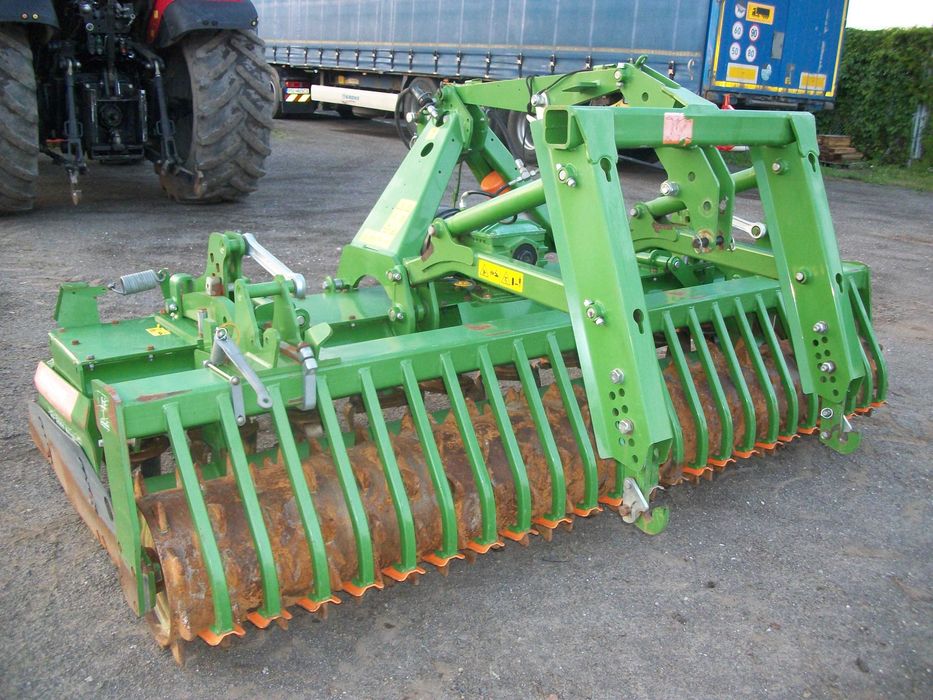 Agregat brona wirnikowa Amazone Kuhn