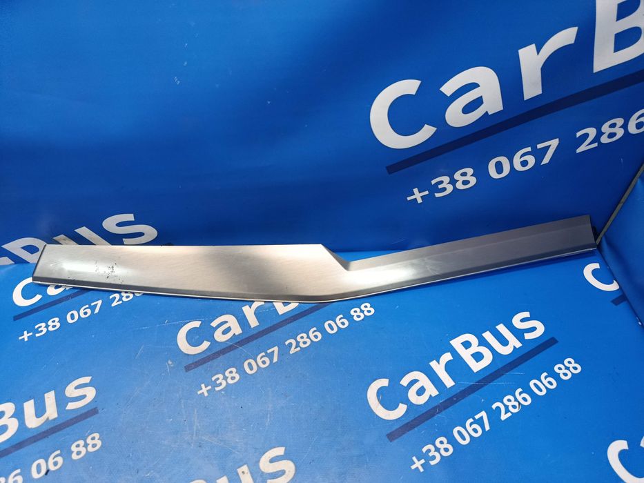 Декоративна накладка на торпедо E-TRON Sportback 50 71kwh