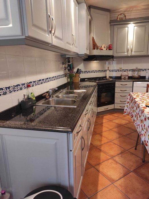 Apartamento T4 Avenida da Anil - Covilhã