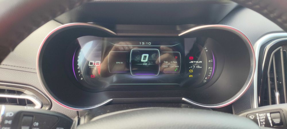 Автомобіль chery jetour x70