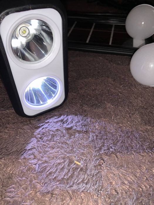 Фонарь станция с солнечным панелью