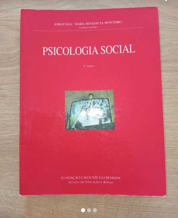 Livro "Psicologia Social", de Vala & Monteiro