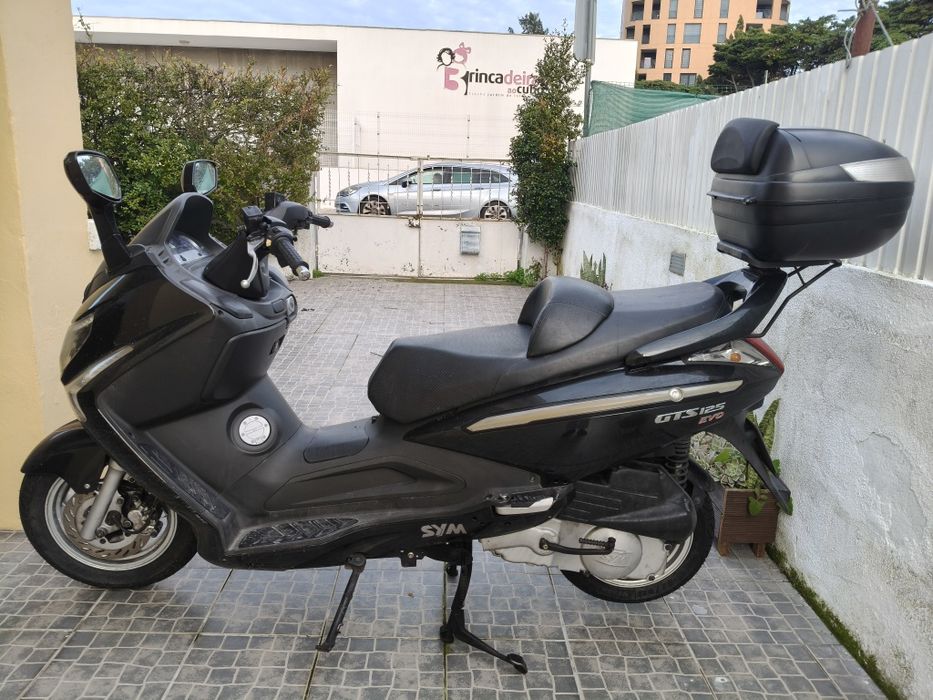 Scooter Sym GTS 125 EVO