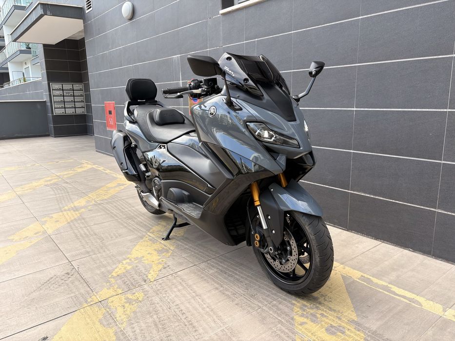 Tmax 560 Tech Max
