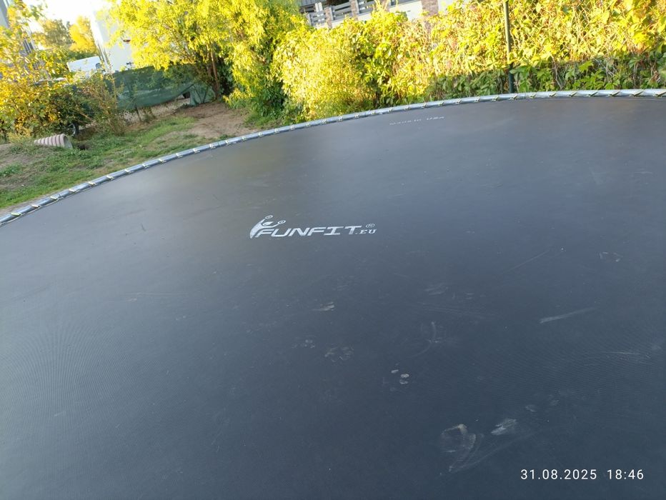 Trampolina ogrodowa - duża