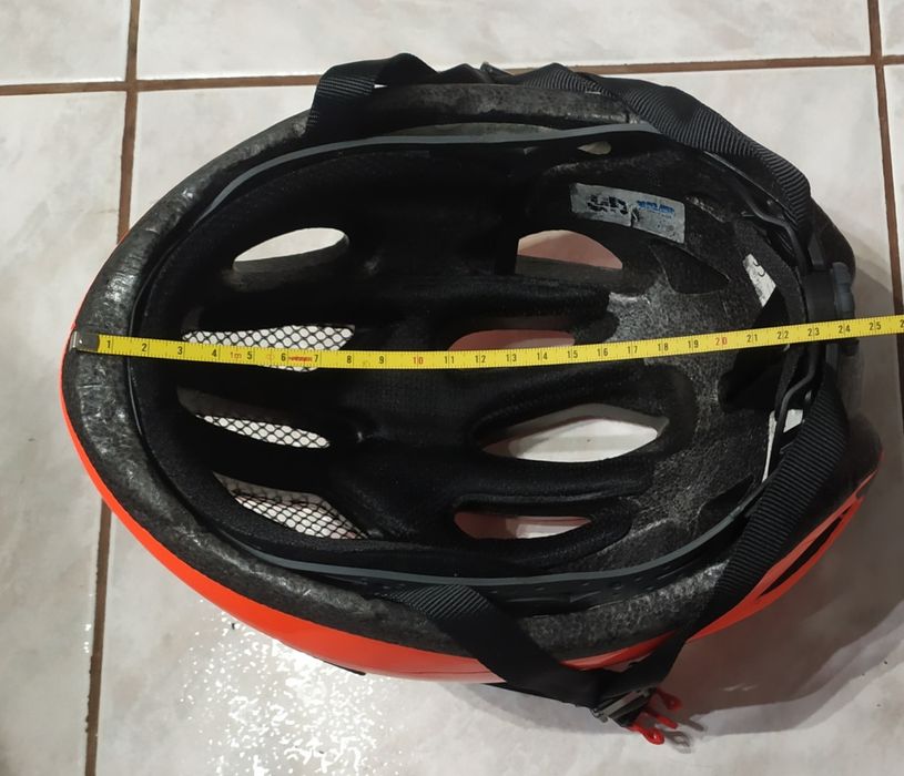 Велосипедний шолом Abus