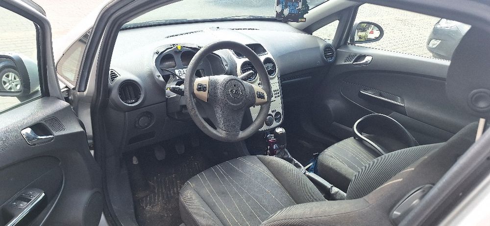 Cała corsa D na części z 157 z12xep