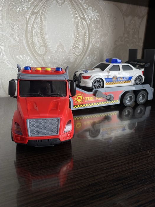 Іграшкова машина евакуатор інерційна з поліцейською машиною