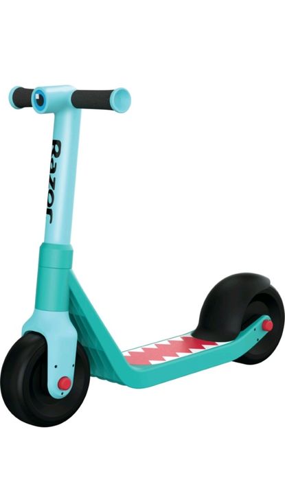 Hulajnoga Razor Shark