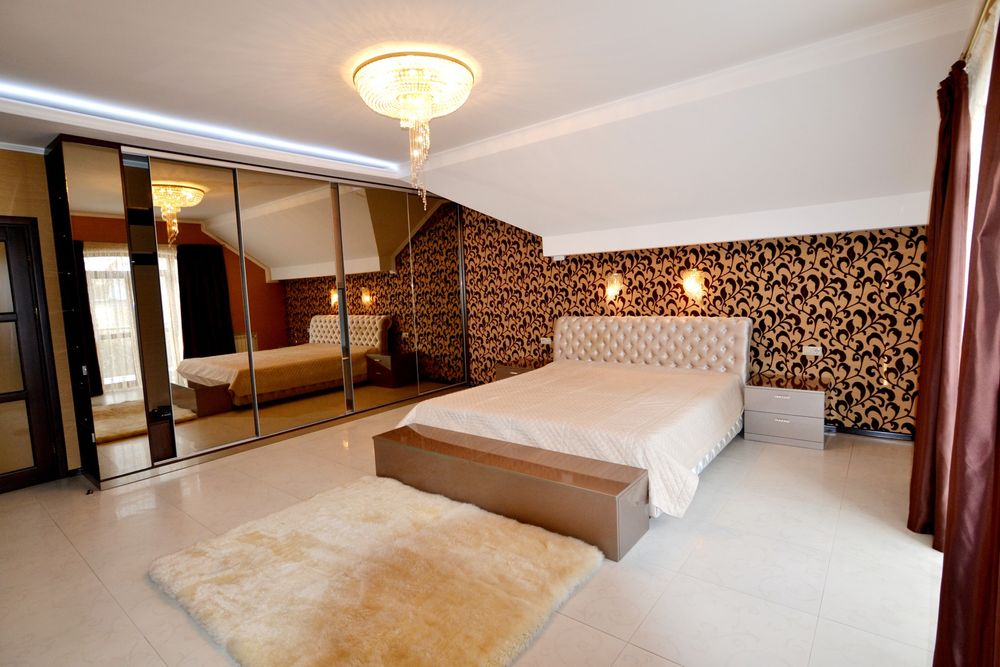 Здам будинок, без %, 380 м², Осокорки, Славутич, КМ Золоче, Вишеньки