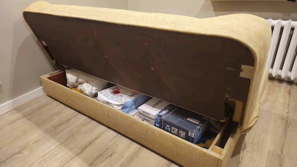 Kanapa rozkładana z kufrem jasny brąz