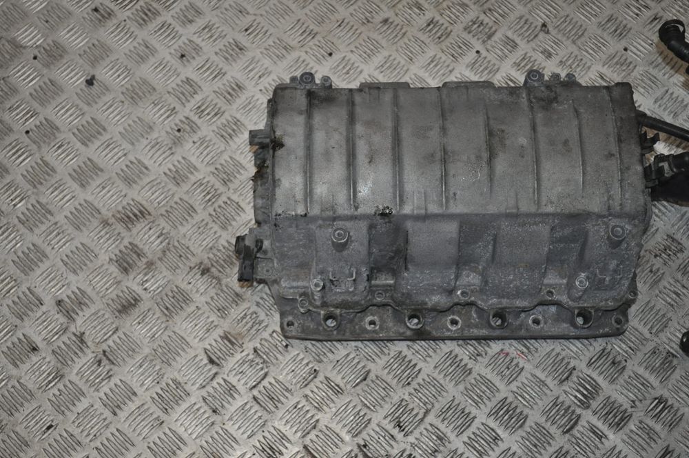 kolektor ssący 4.4 320 koni bmw x5 e53 lift