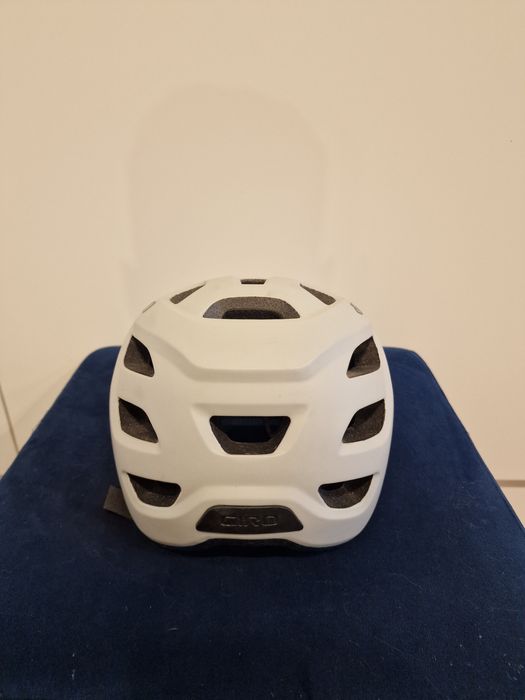 Kask rowerowy GIRO Fixture