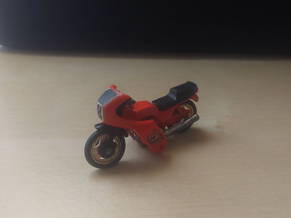Miniaturas TOMICA