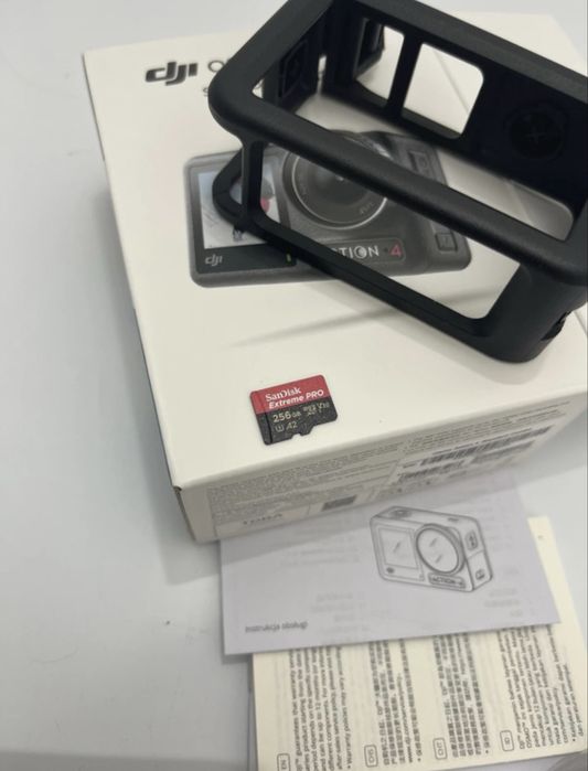 DJI Action 4 + Sandisk Extreme Pro 256GB