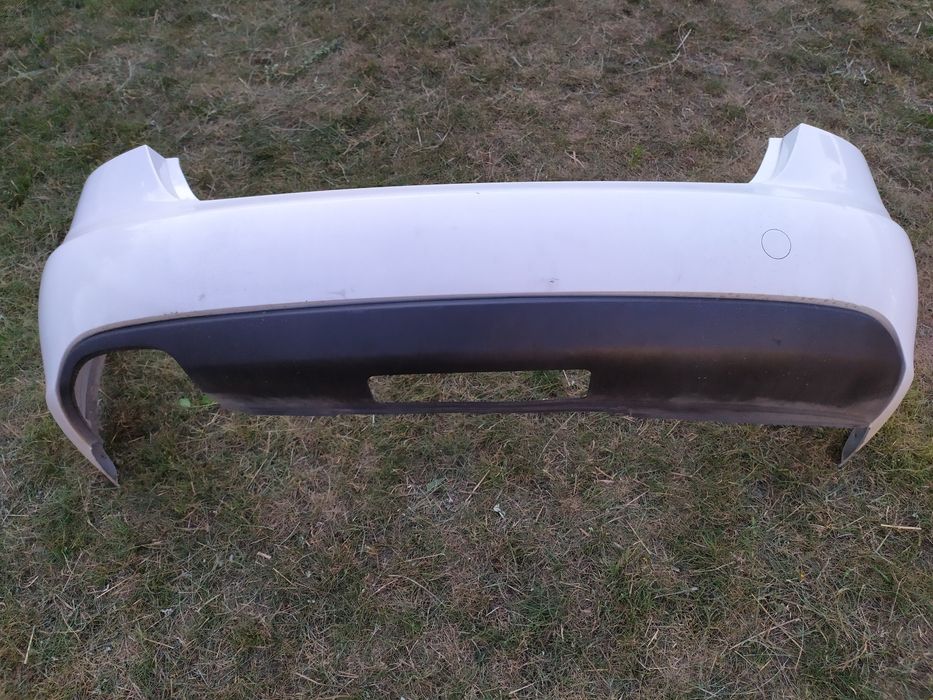 Zderzak tylny oraz błotniki a4 B8 sedan LY9C