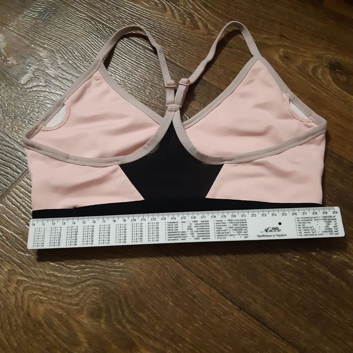 Топ Топік Спортивний Nike S