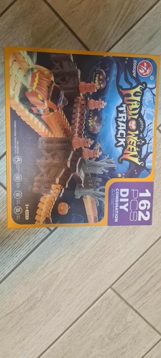 Halloween track, tor do zabawy