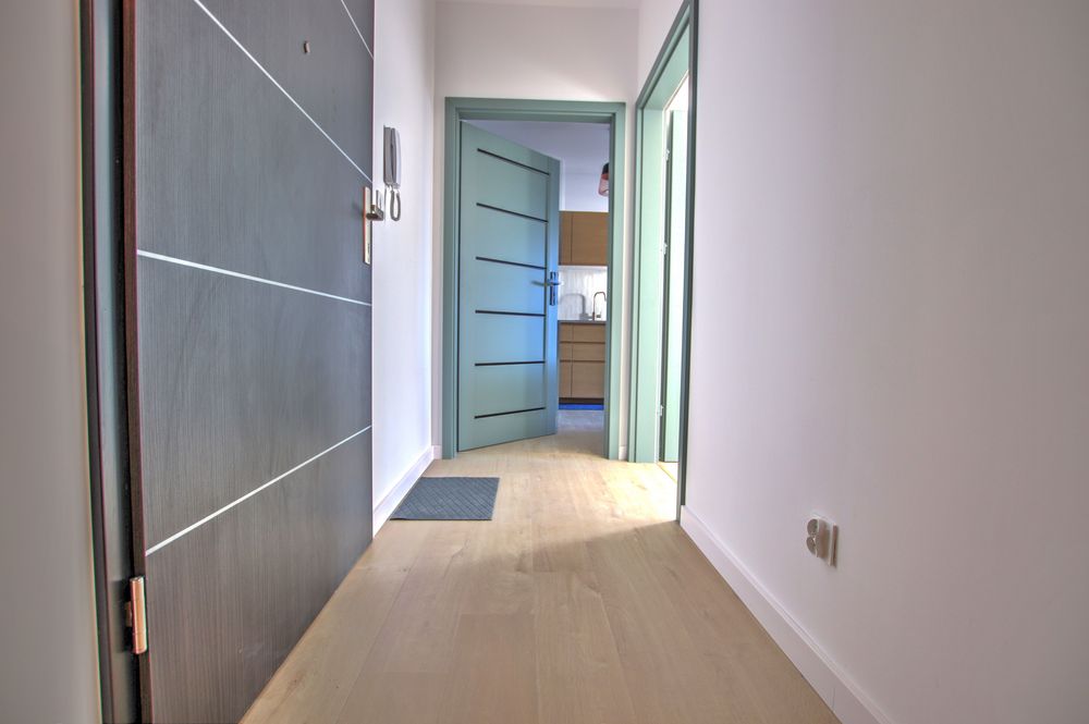 Nowy Apartament, dwa pokoje, garderoba, pierwszy najem całość 3100 - Widok 4